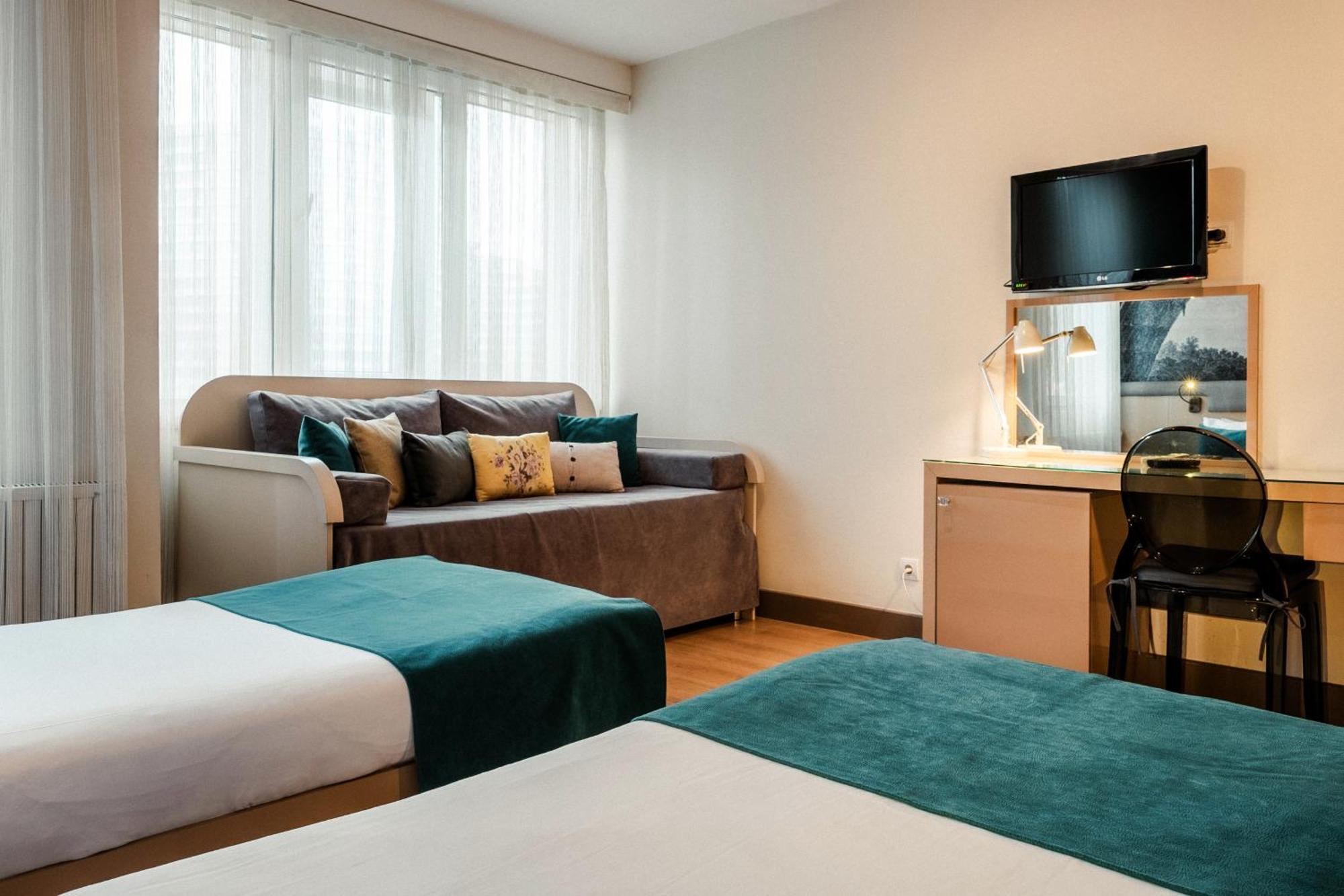 Cheya Besiktas Bosphorus Center & Otel 3*